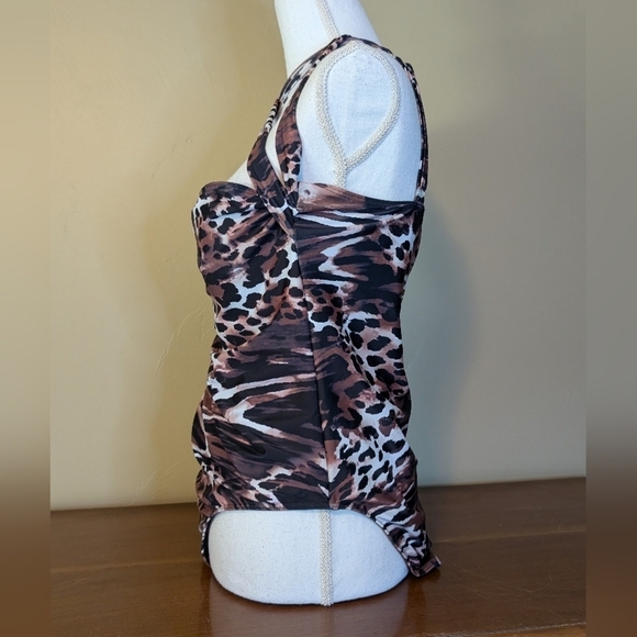 Curvy Leopard Asymmetrical One Piece Swim Suit - Picture 3 of 13